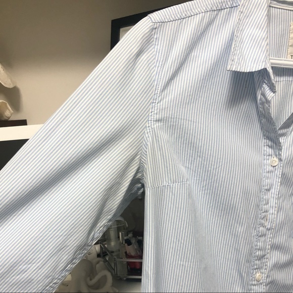 Aritzia Talula button down shirt - Picture 3 of 4